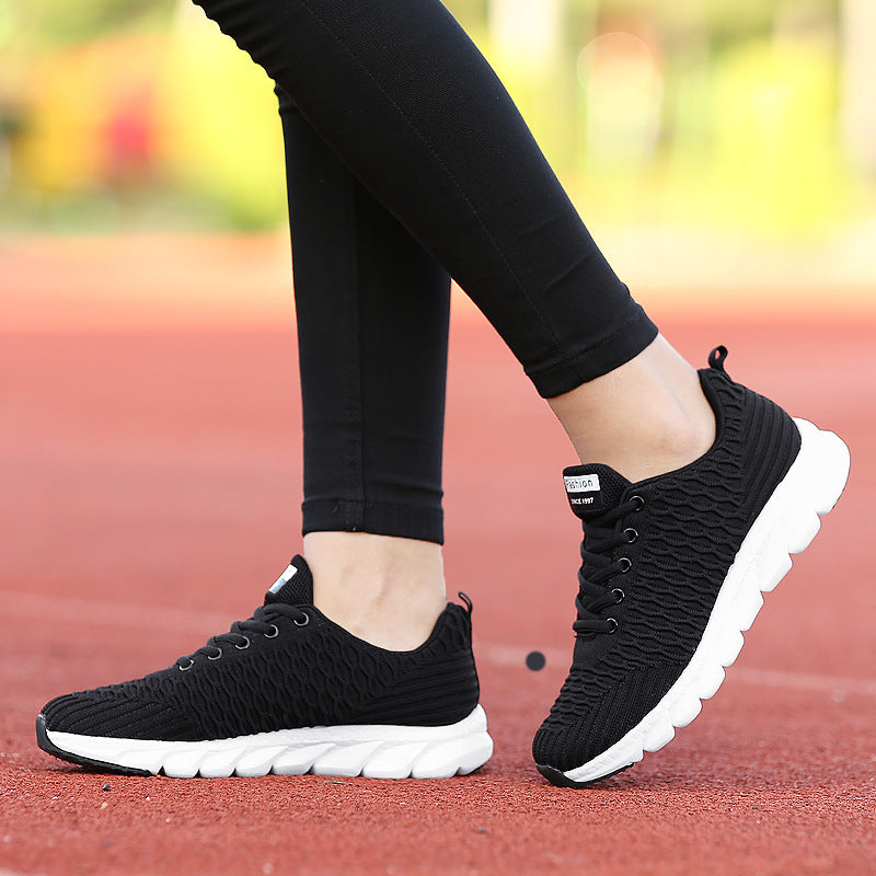 Damen Sportliche Slip-On Sneakers mit atmungsaktivem Strickoberteil EB