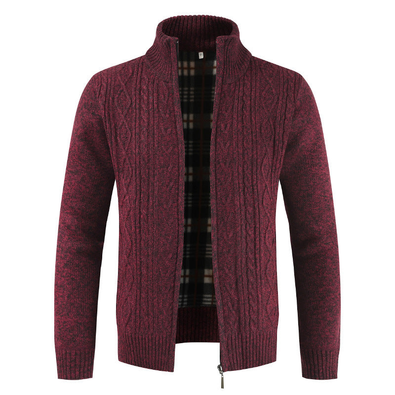 Herren Strickjacke mit Stehkragen und modernem Zopfmuster EB