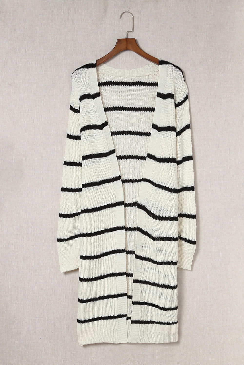 EB | Mühelose und Elegante Winter Strickjacke