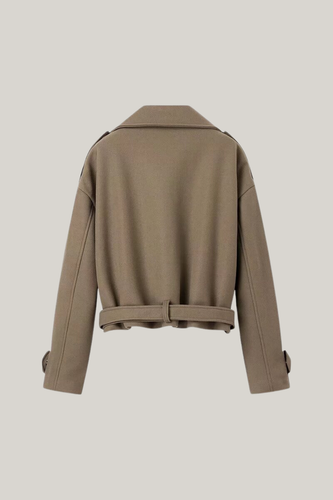 EB | Kragenbeltes Jacke