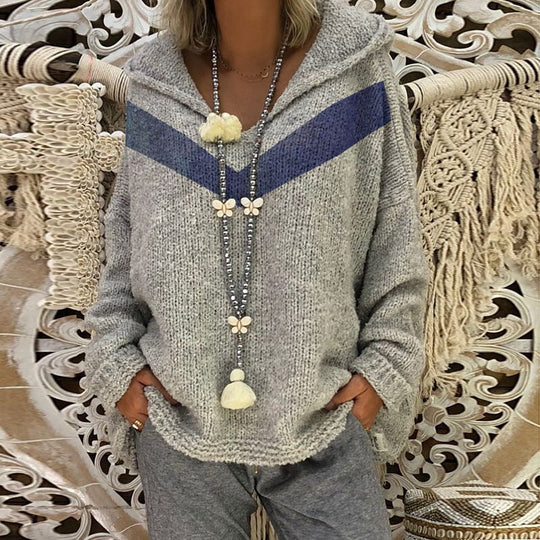 Damen Kuscheliger Pullover mit Kapuze und modernen Akzenten EB
