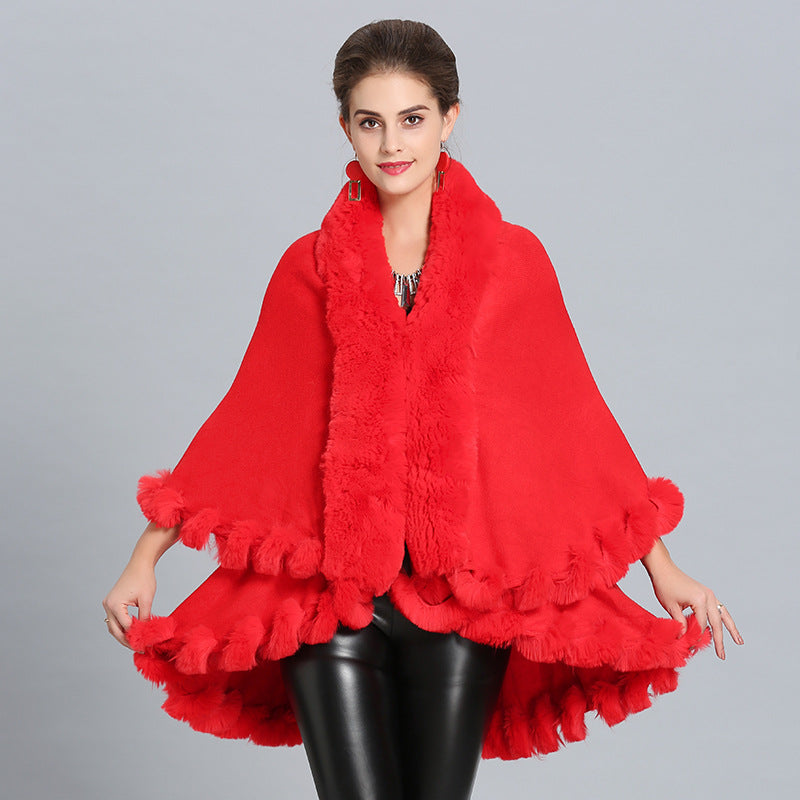 Damen Kapuzenponcho mit luxuriösem Fellkragen und eleganter Umrandung EB