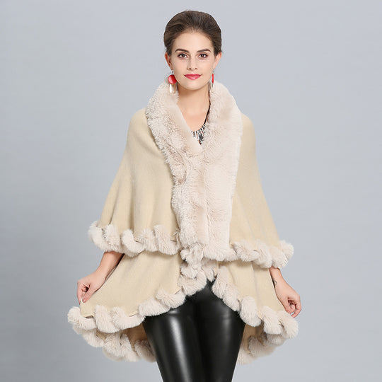 Damen Kapuzenponcho mit luxuriösem Fellkragen und eleganter Umrandung EB