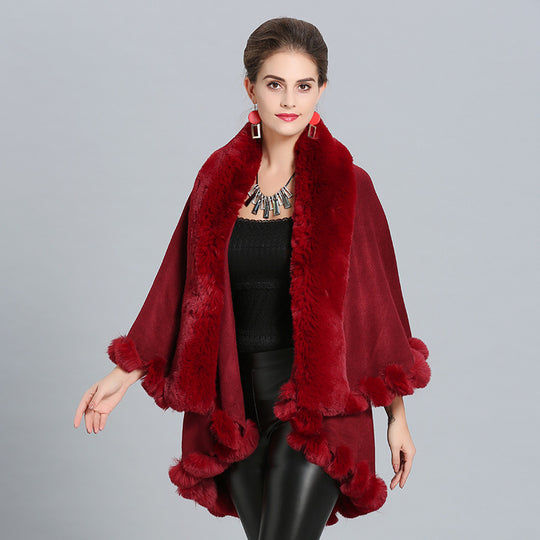 Damen Kapuzenponcho mit luxuriösem Fellkragen und eleganter Umrandung EB