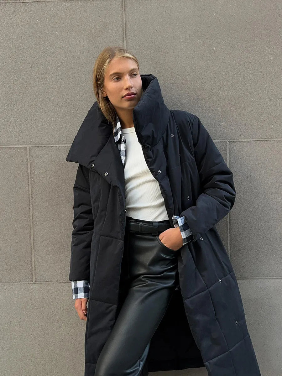 EB | Eleganter Wintermantel mit breitem Kragen