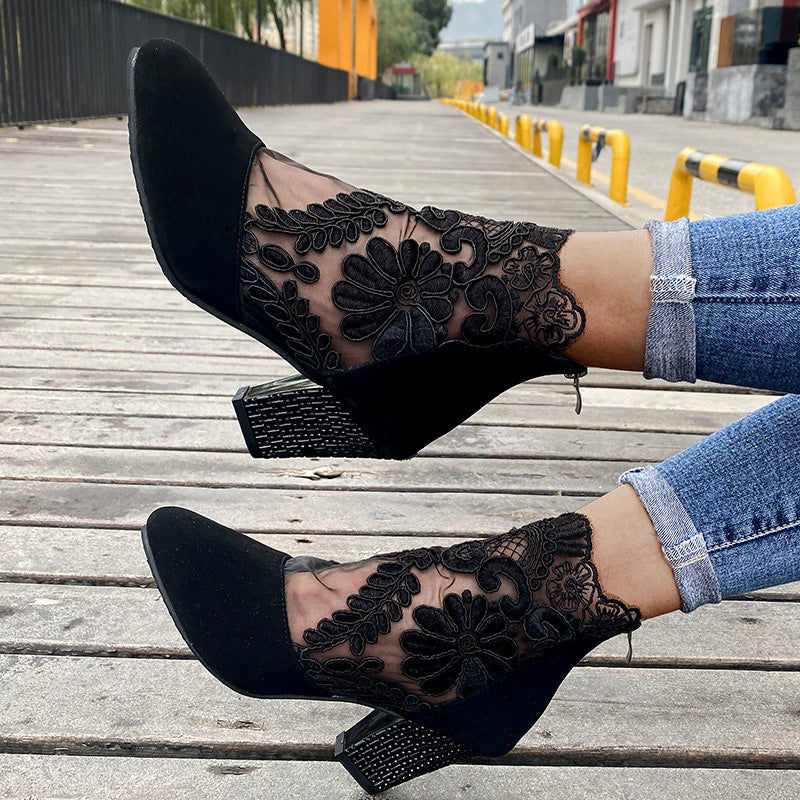 Elegante Sommer-Spitzenpumps EB