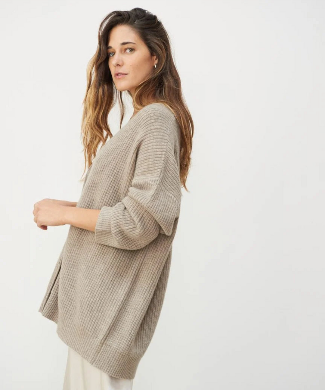 EB | V-Ausschnitt-Cardigan für Frauen