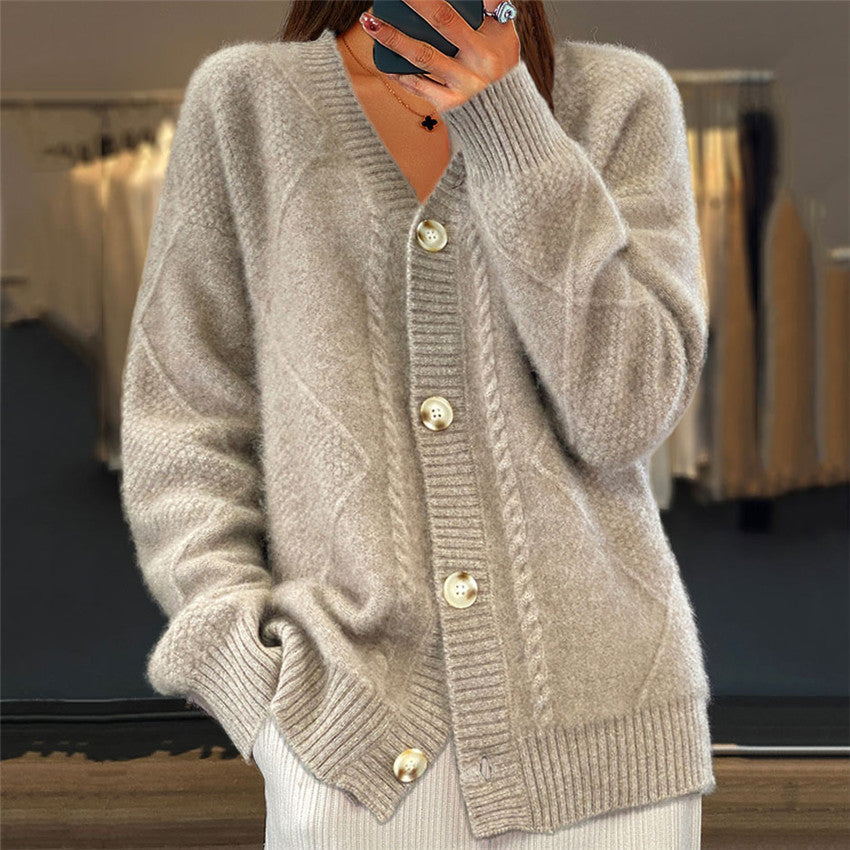 EB | Strickjacke mit V-Ausschnitt
