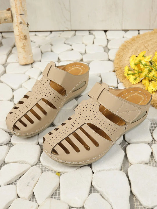 Stilvolle Hollow Wedge Sandalen EB