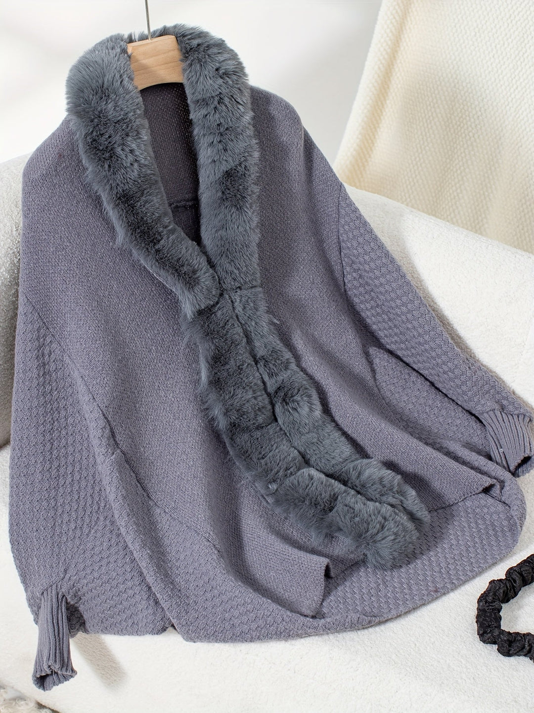 EB | Faux Fur Cardigan mit Schal Kragen Akryl Warm und Elegant