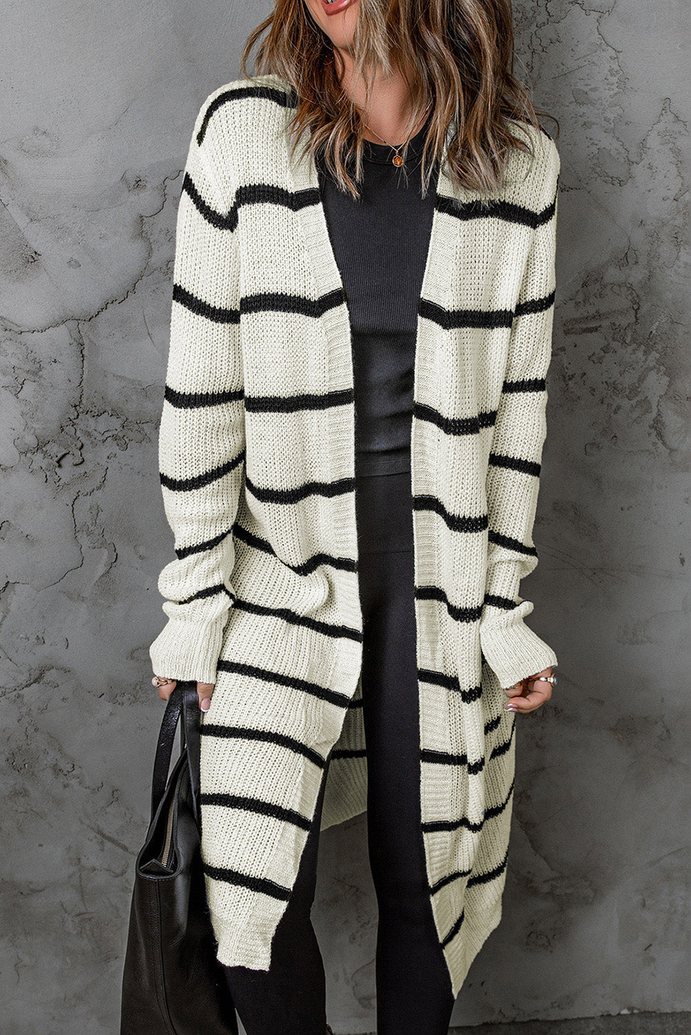 EB | Mühelose und Elegante Winter Strickjacke