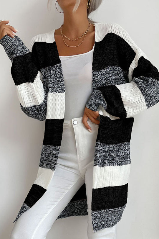 EB | Einfache und Stilvolle Strickjacke