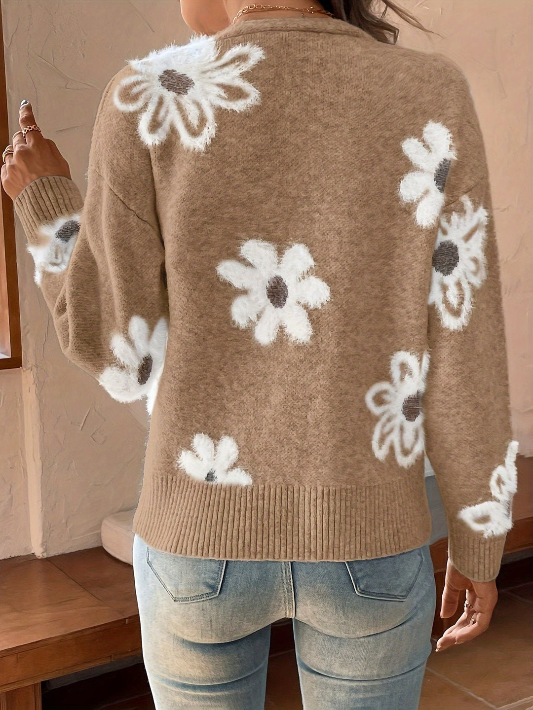 EB | Weiche Strickjacke mit Blumenmuster Acryl Wärme und Stil
