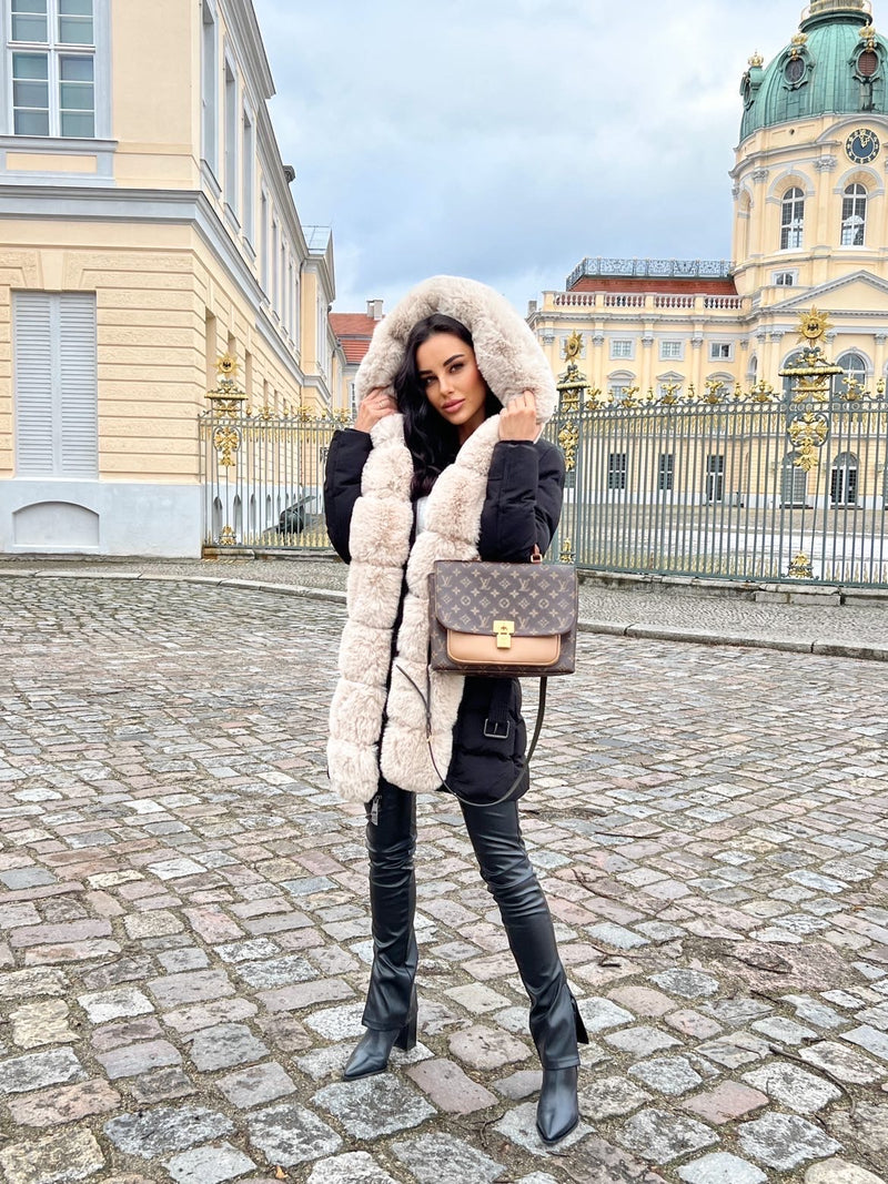 EB | Stylische Kapuzenjacke mit Gürtel