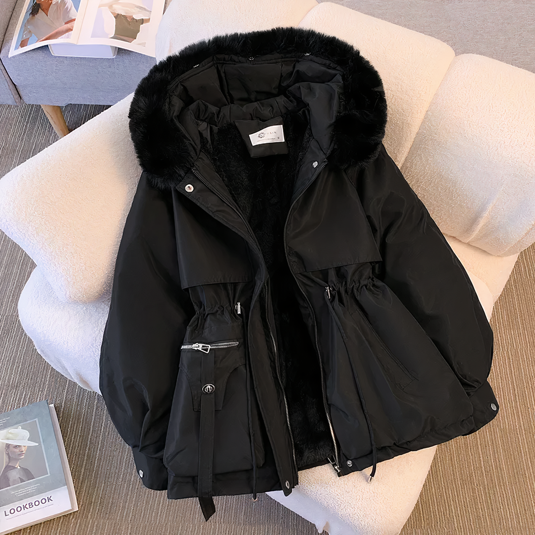 EB | Winterjacke mit Pelzmütze