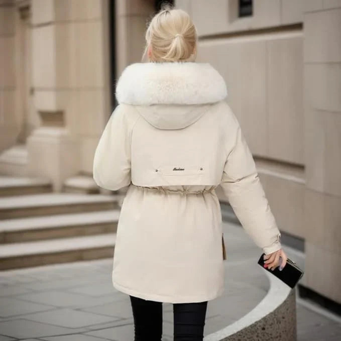EB | Atmungsaktive Damen-Winterjacke