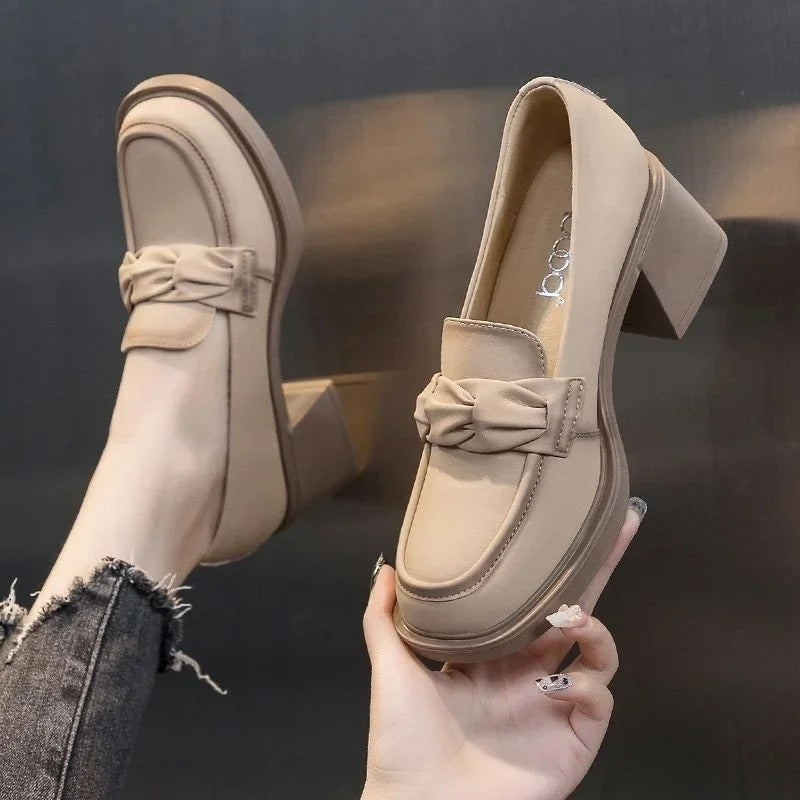 Stylische Damenschuhe mit quadratischem Absatz – Seraphina EB
