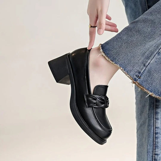 Stylische Damenschuhe mit quadratischem Absatz – Seraphina EB