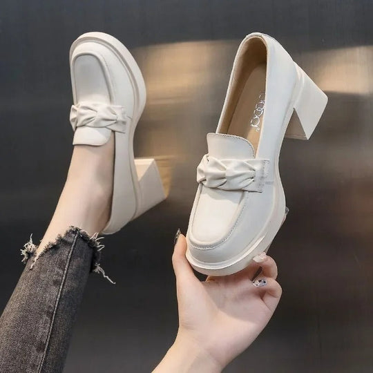 Stylische Damenschuhe mit quadratischem Absatz – Seraphina EB