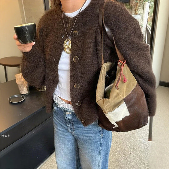 EB | Damen Braun Strickjacke mit langen Ärmeln und Knopfverschluss