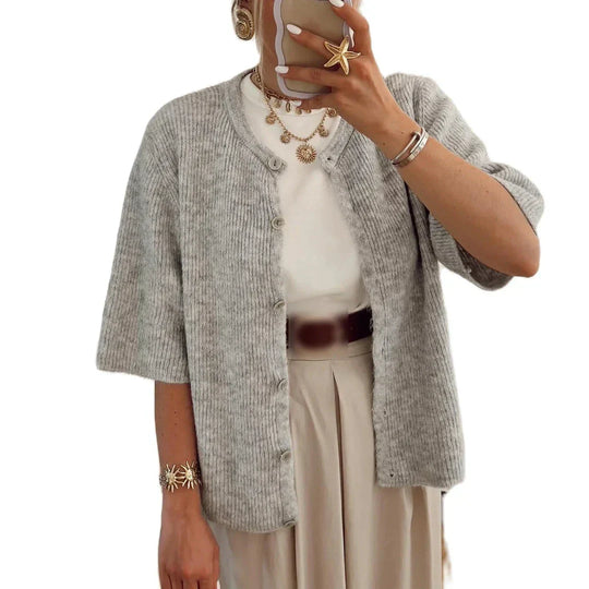 EB | Kurze Damenstrickjacke Winter