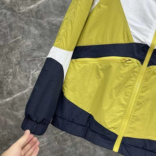 EB | Windbreaker