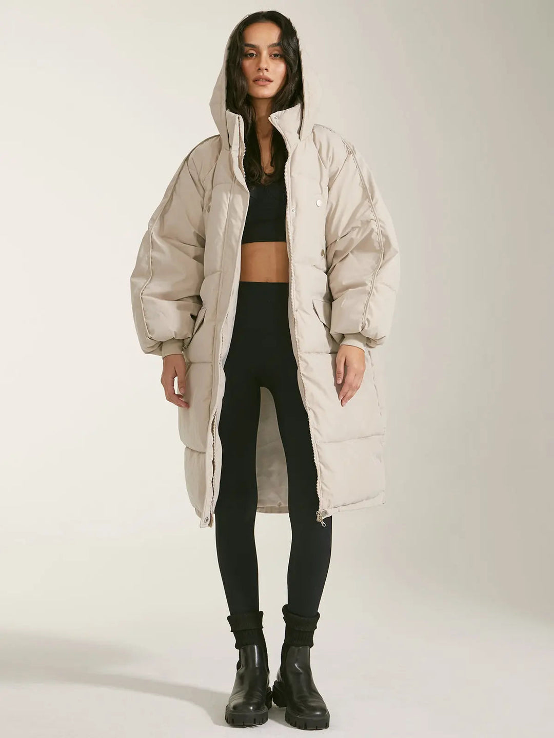 EB | Pufferparka mit Kapuze und Reißverschluss