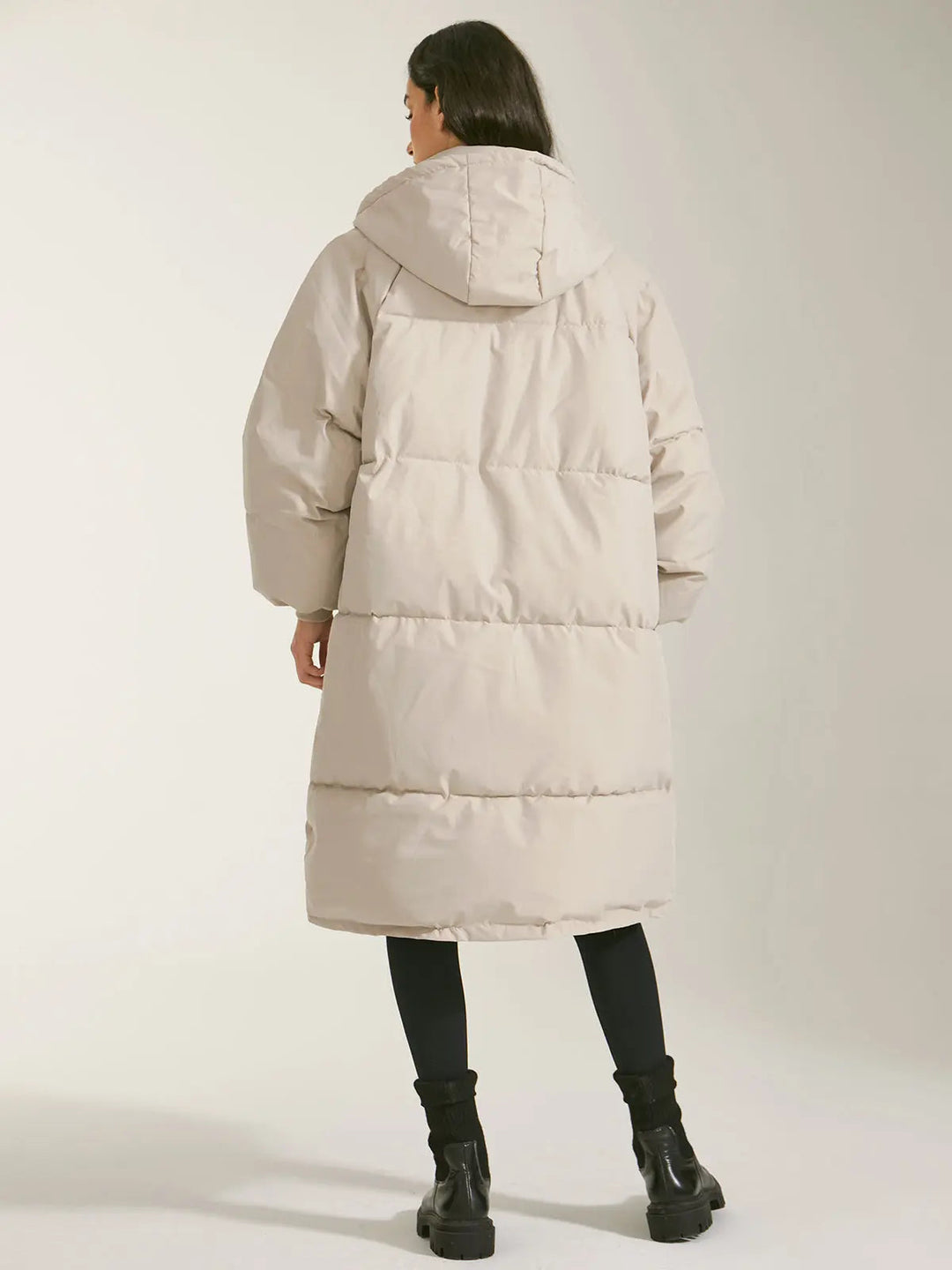 EB | Pufferparka mit Kapuze und Reißverschluss
