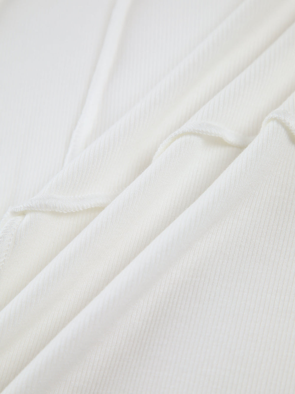 EB | Nahtdetail Ripp-Top