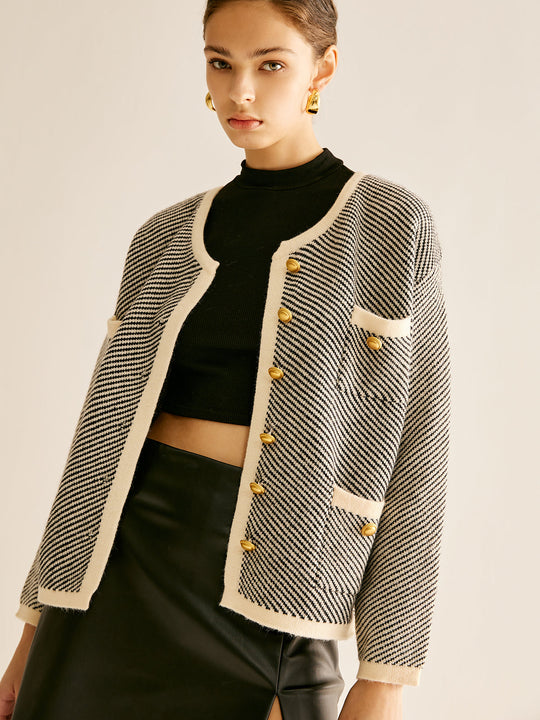 EB | Tweed Cardigan Kontrastdetails und Goldknöpfe Klassisch und Sophisticated