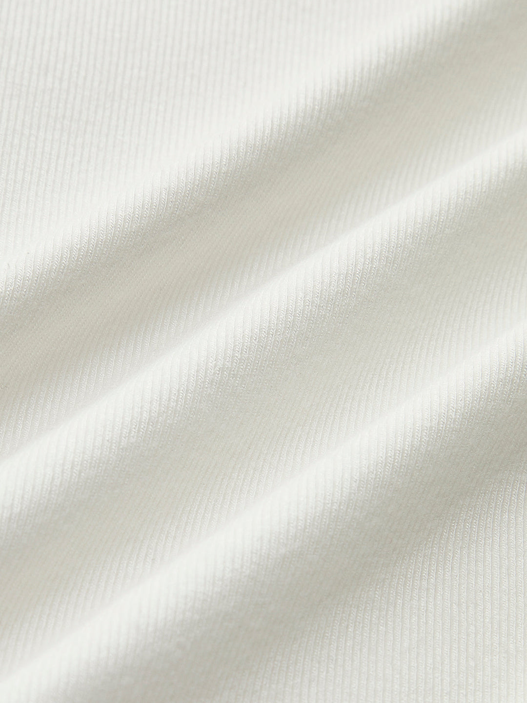 EB | Klassische Slim Fit T-Shirt für Frauen