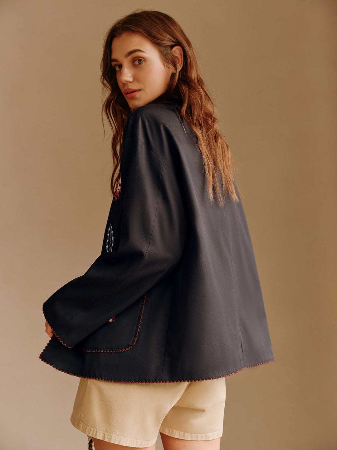 EB | Bestickte Reversjacke