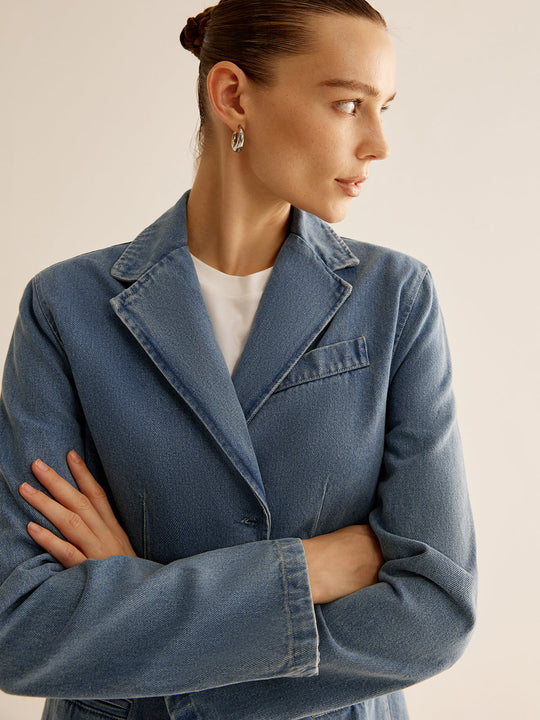 EB | Denimjacke mit Knopfverschluss Klassischer Schnitt Lässig und Vielseitig