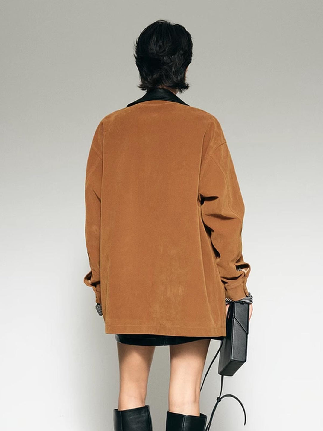EB | Kragen Oversized Wildlederjacke