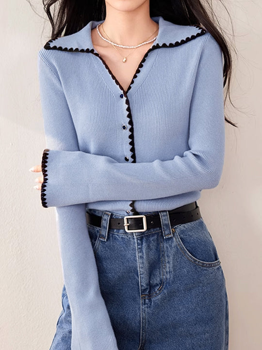 EB | Cardigan mit Kontrastkante und Rüschendetails Schlanker Schnitt Feminin und Schick