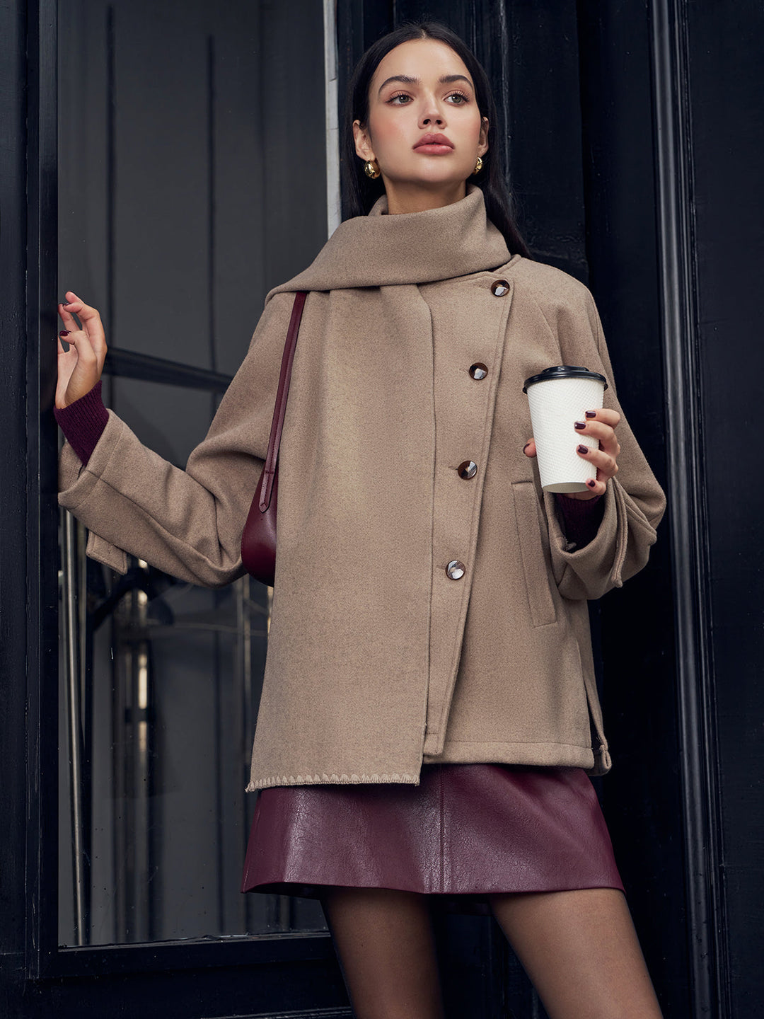 EB | Jacke mit passendem Knopf-Schal