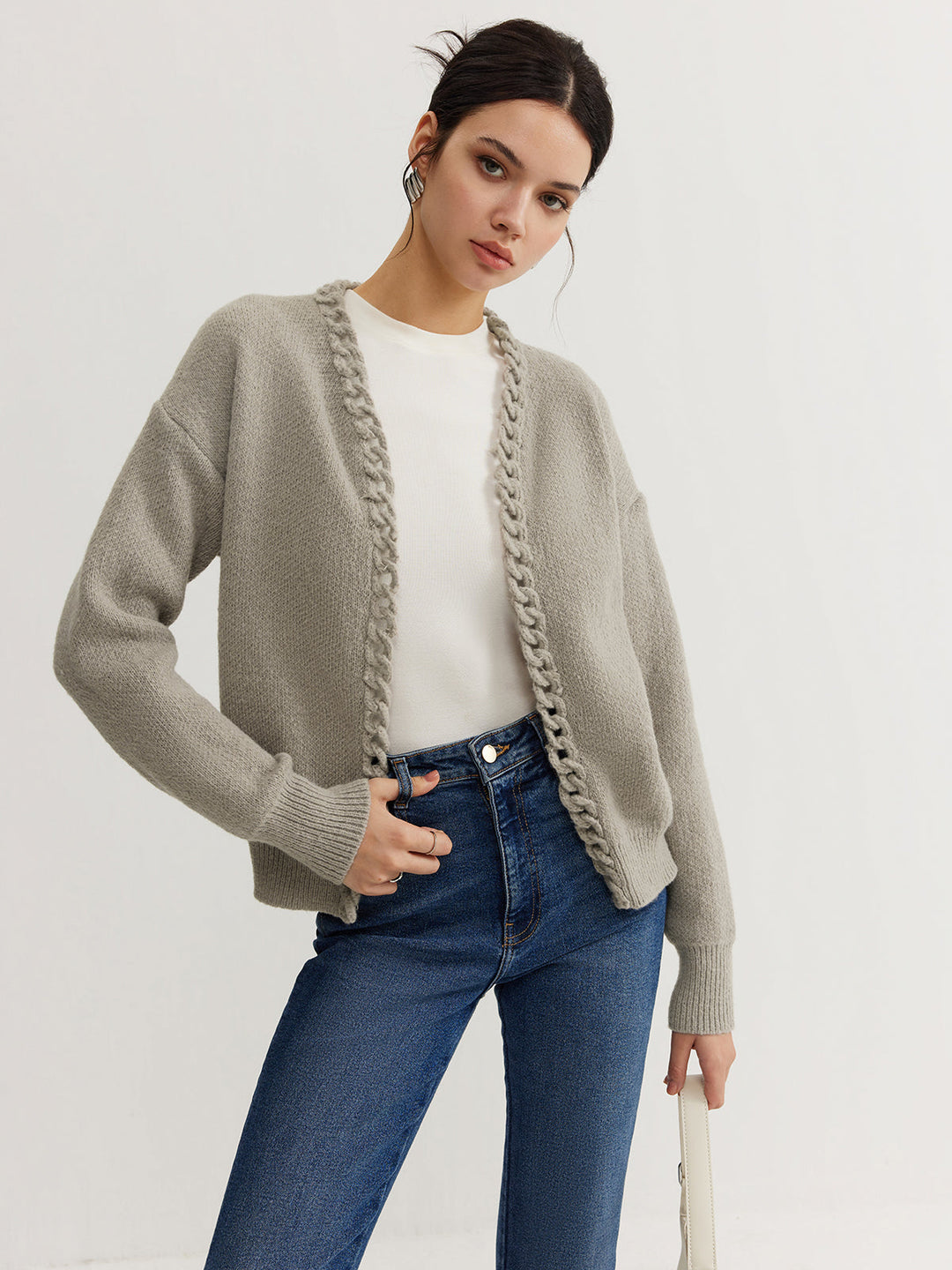 EB | Cardigan mit Geflochtenem Rand Weicher Strick Zeitloser Komfort