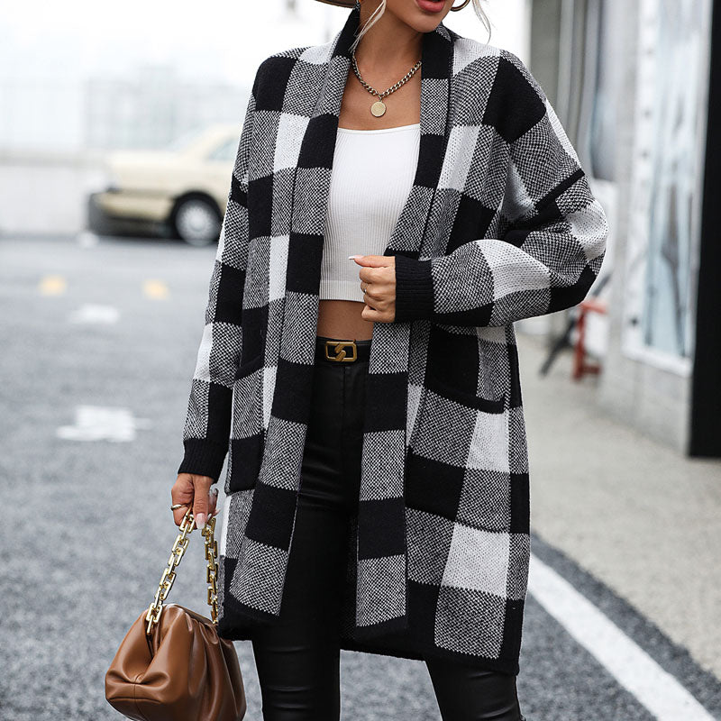EB | Karierte Strickjacke