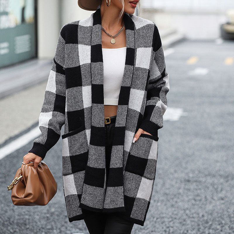 EB | Karierte Strickjacke