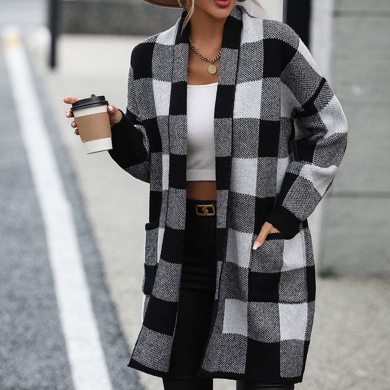 EB | Karierte Strickjacke