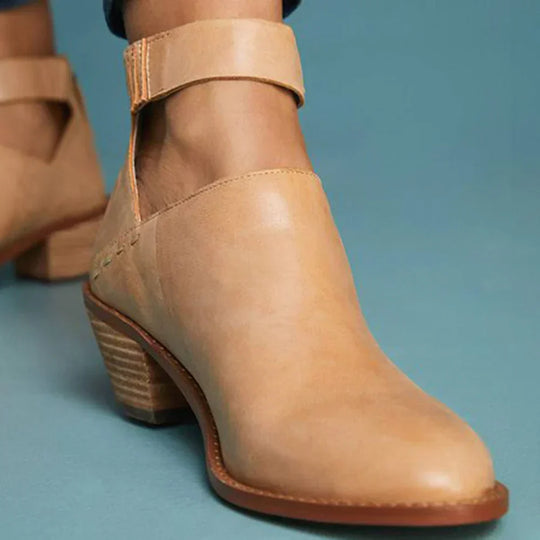 Sandale en cuir confortable avec talon EB