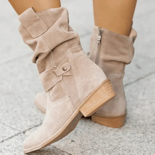 EB | Hochhackige Stiefel mit Riemen