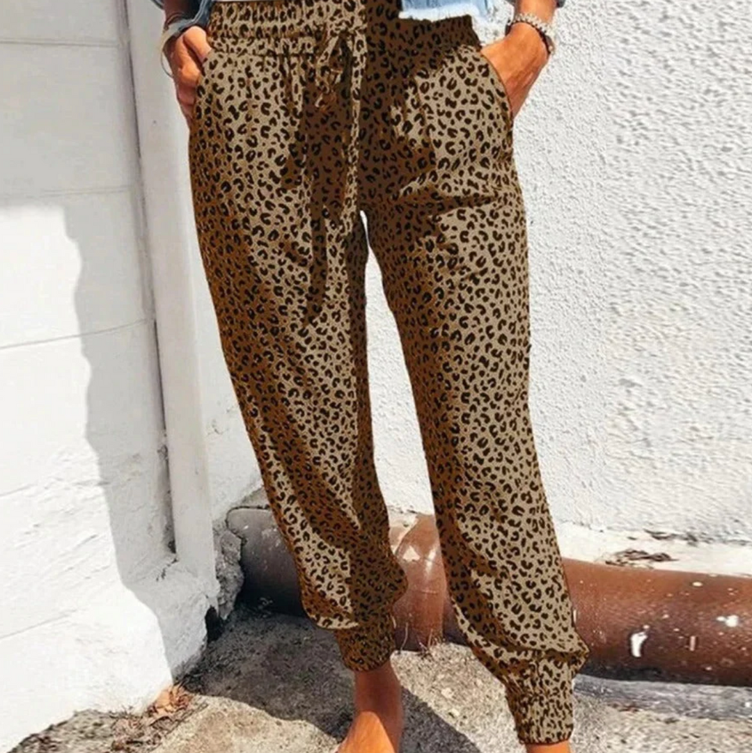 EB | Weit Geschnittene Hose mit Leopardenmuster
