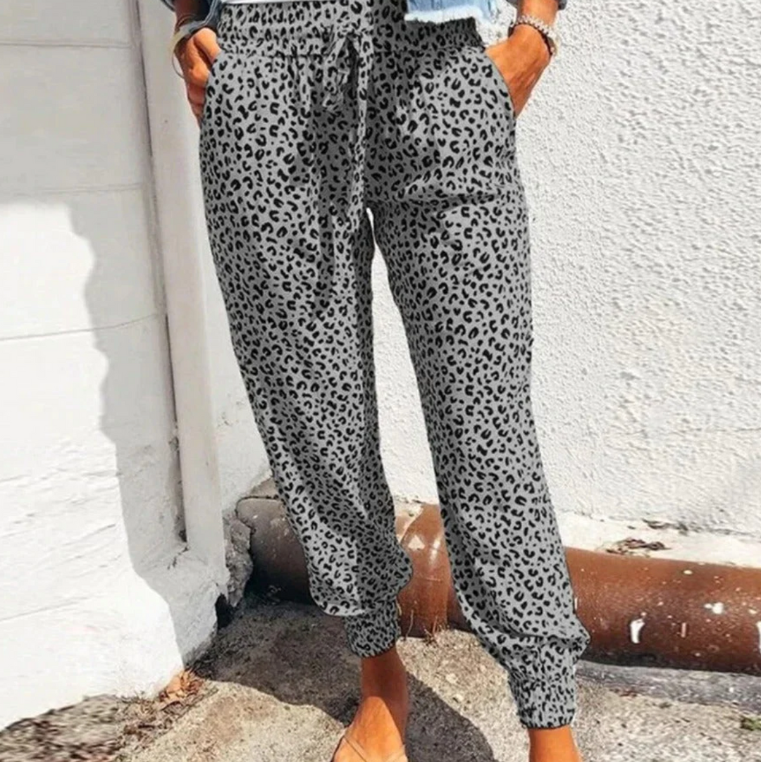 EB | Weit Geschnittene Hose mit Leopardenmuster