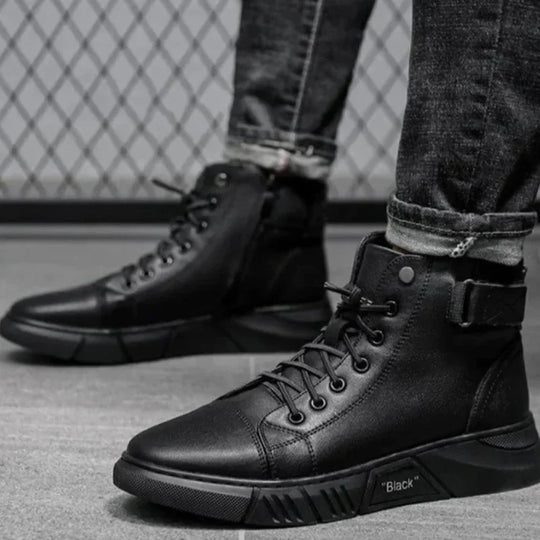 EB | Schwarze warme Stiefel