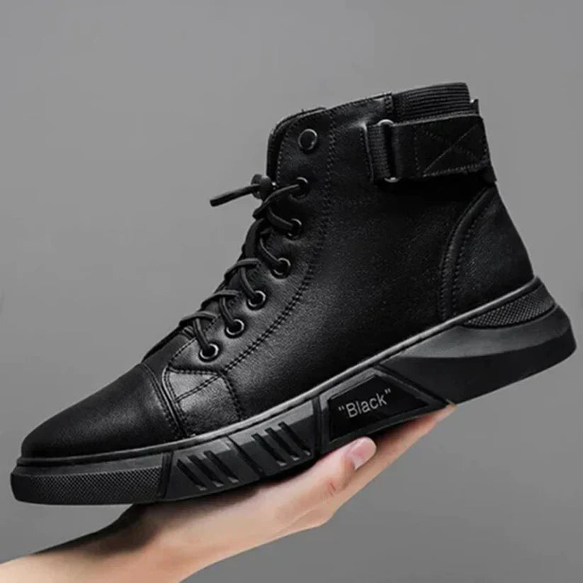 EB | Schwarze warme Stiefel