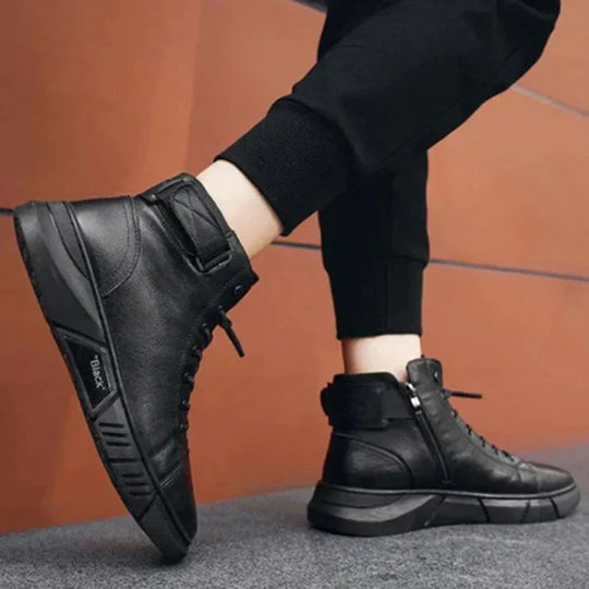 EB | Schwarze warme Stiefel