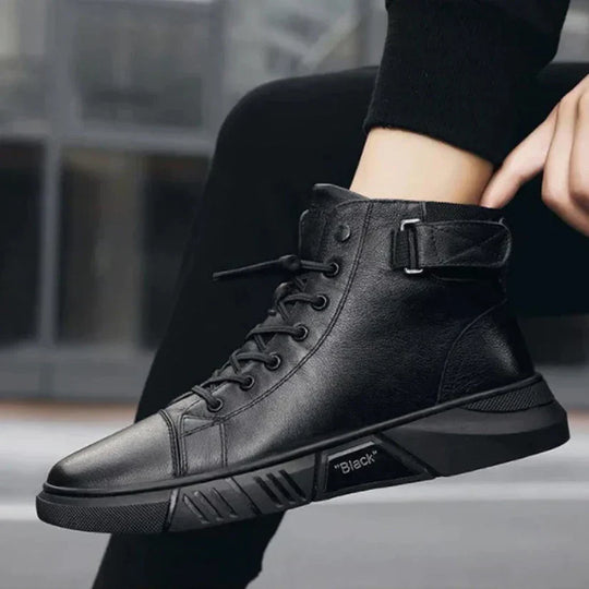 EB | Schwarze warme Stiefel