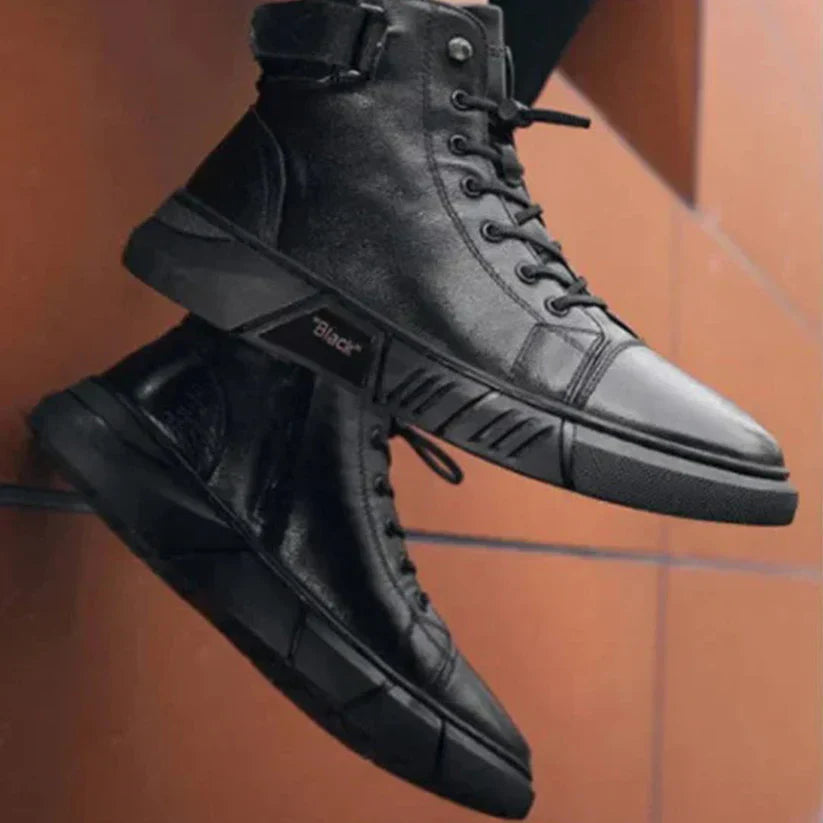 EB | Schwarze warme Stiefel