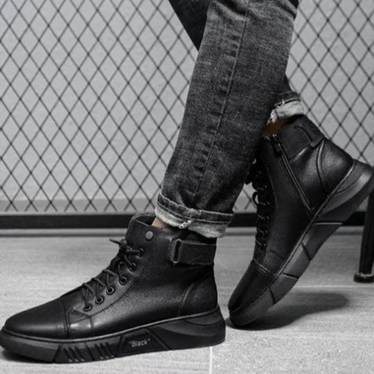 EB | Schwarze warme Stiefel